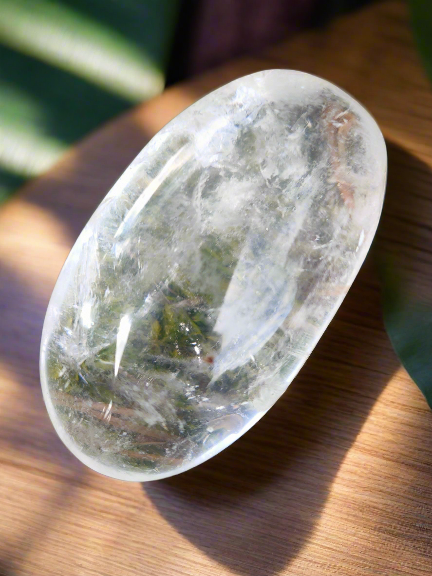 Large Clear Quartz gallet